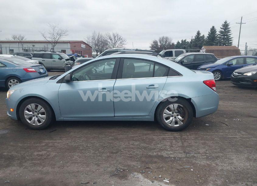 Photo 14 of 2012 Chevrolet Cruze LS (VIN 1G1PC5SH9C7298865)