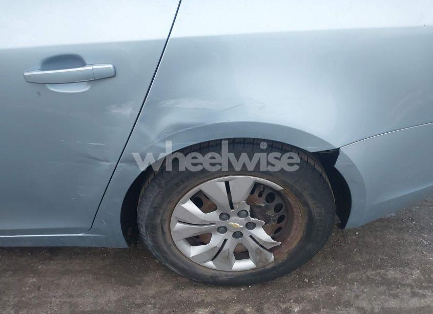 Photo 6 of 2012 Chevrolet Cruze LS (VIN 1G1PC5SH9C7298865)