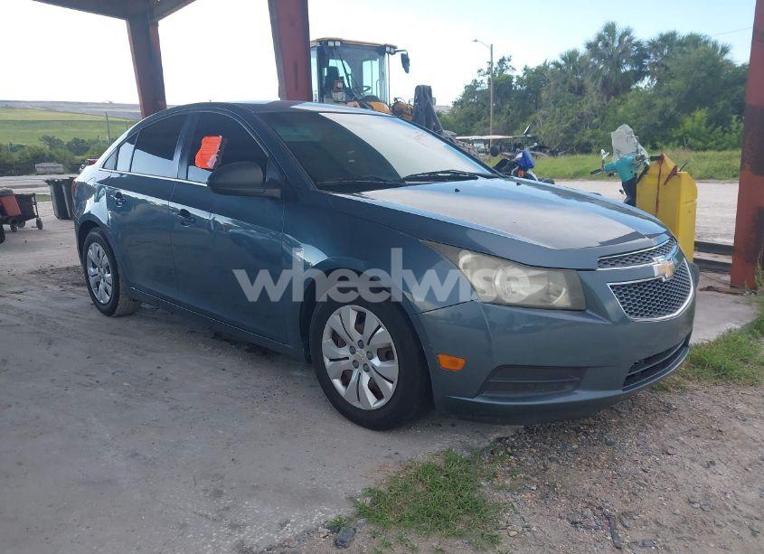 2012 Chevrolet Cruze LS (VIN 1G1PC5SH9C7309914) main photo