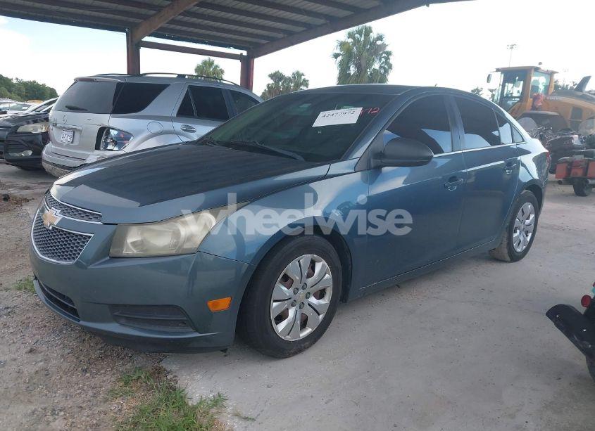 Photo 2 of 2012 Chevrolet Cruze LS (VIN 1G1PC5SH9C7309914)