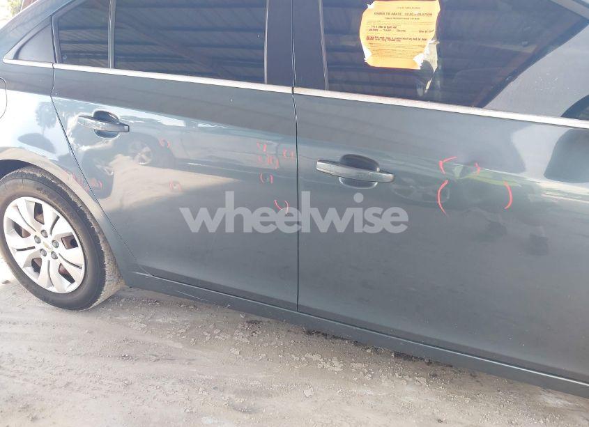 Photo 6 of 2012 Chevrolet Cruze LS (VIN 1G1PC5SH9C7309914)