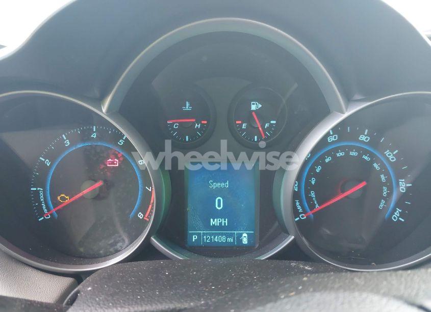 Photo 7 of 2012 Chevrolet Cruze LS (VIN 1G1PC5SH9C7309914)