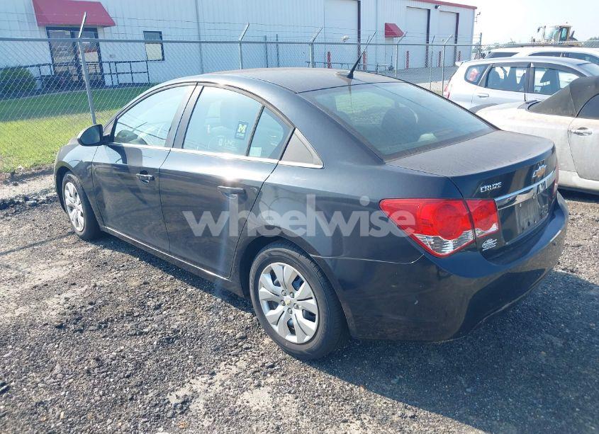 Photo 3 of 2012 Chevrolet Cruze LS (VIN 1G1PC5SH9C7394740)