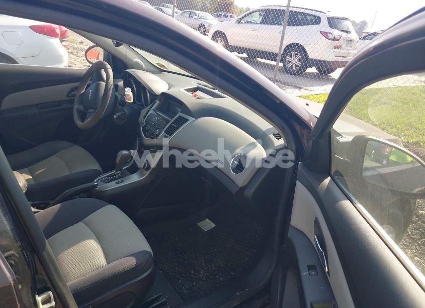 Photo 5 of 2012 Chevrolet Cruze LS (VIN 1G1PC5SH9C7394740)