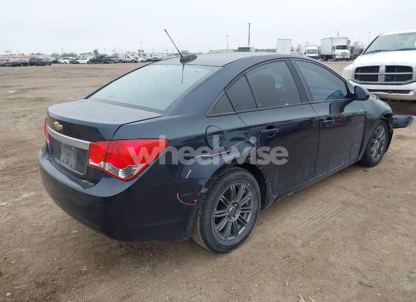 Photo 4 of 2016 Chevrolet Cruze LIMITED LS AUTO (VIN 1G1PC5SH9G7120010)