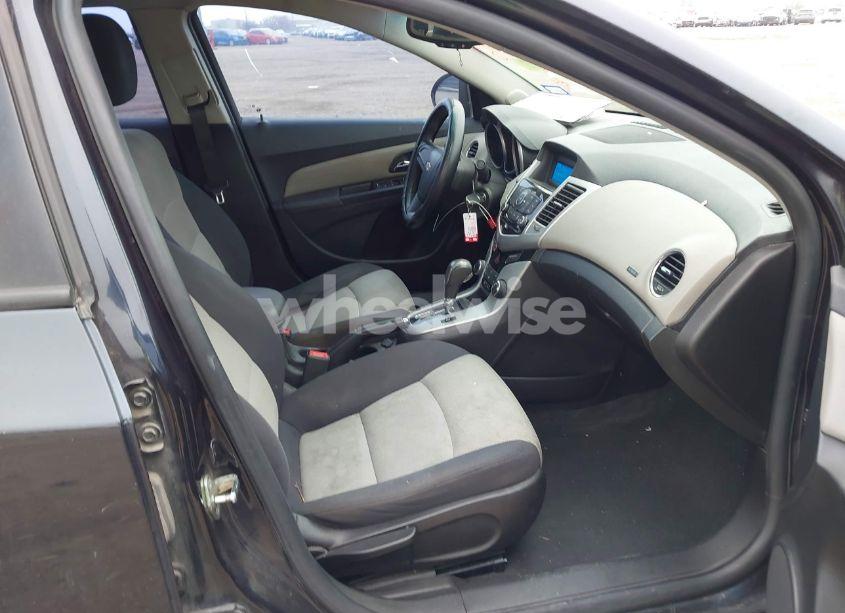 Photo 5 of 2016 Chevrolet Cruze LIMITED LS AUTO (VIN 1G1PC5SH9G7120010)