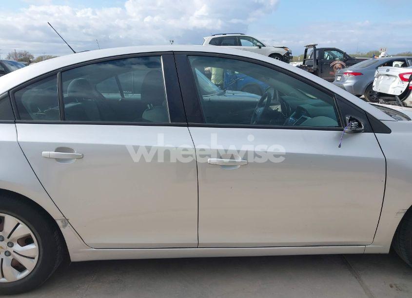 Photo 13 of 2016 Chevrolet Cruze LIMITED LS AUTO (VIN 1G1PC5SH9G7212217)