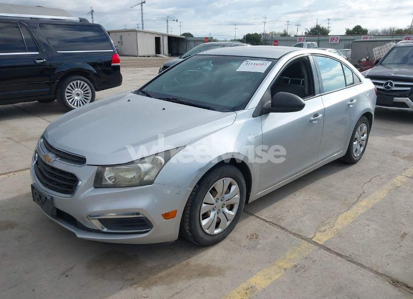 Photo 2 of 2016 Chevrolet Cruze LIMITED LS AUTO (VIN 1G1PC5SH9G7212217)