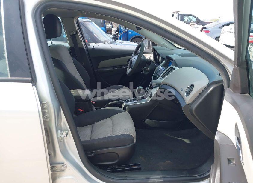 Photo 5 of 2016 Chevrolet Cruze LIMITED LS AUTO (VIN 1G1PC5SH9G7212217)