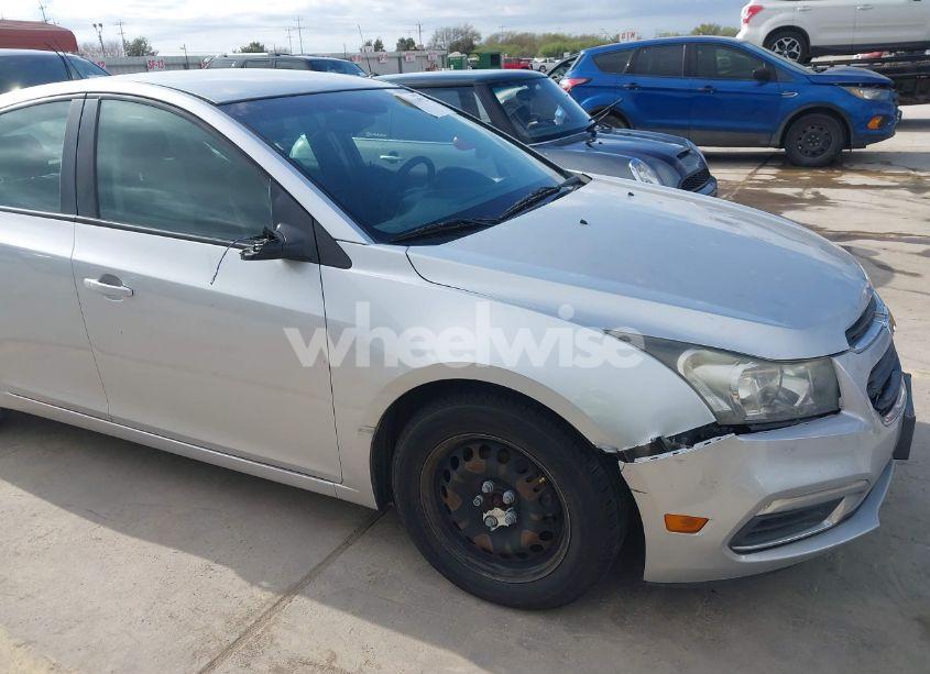 Photo 6 of 2016 Chevrolet Cruze LIMITED LS AUTO (VIN 1G1PC5SH9G7212217)