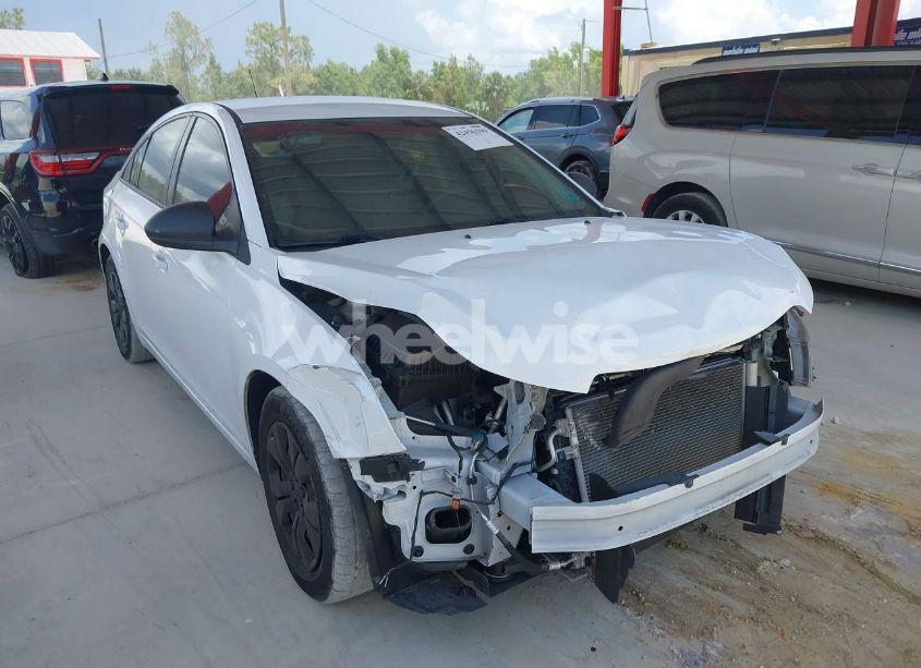 2016 Chevrolet Cruze LIMITED LS AUTO (VIN 1G1PC5SH9G7214789) main photo