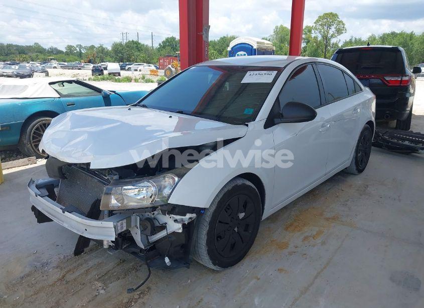 Photo 2 of 2016 Chevrolet Cruze LIMITED LS AUTO (VIN 1G1PC5SH9G7214789)