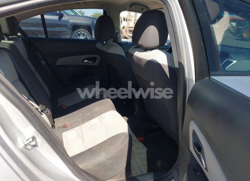 Photo 8 of 2016 Chevrolet Cruze LIMITED LS AUTO (VIN 1G1PC5SH9G7221712)