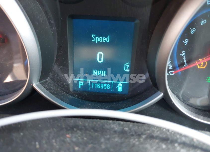 Photo 7 of 2011 Chevrolet Cruze LS (VIN 1G1PC5SHXB7108487)