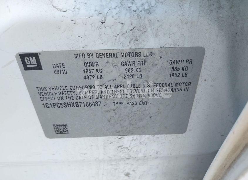 Photo 9 of 2011 Chevrolet Cruze LS (VIN 1G1PC5SHXB7108487)