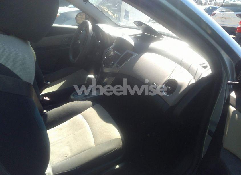 Photo 5 of 2011 Chevrolet Cruze LS (VIN 1G1PC5SHXB7142705)