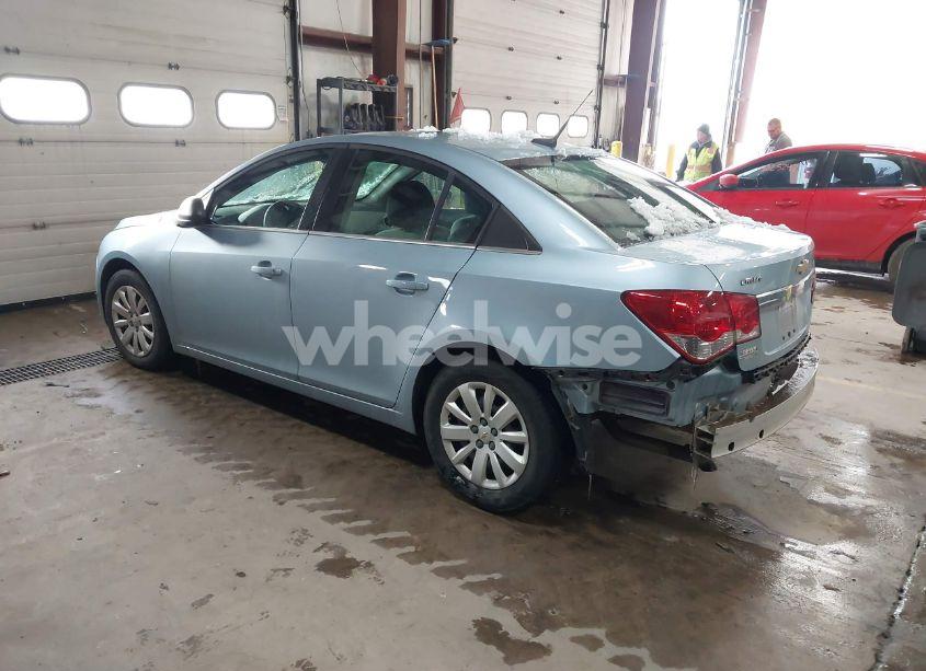 Photo 3 of 2011 Chevrolet Cruze LS (VIN 1G1PC5SHXB7156460)