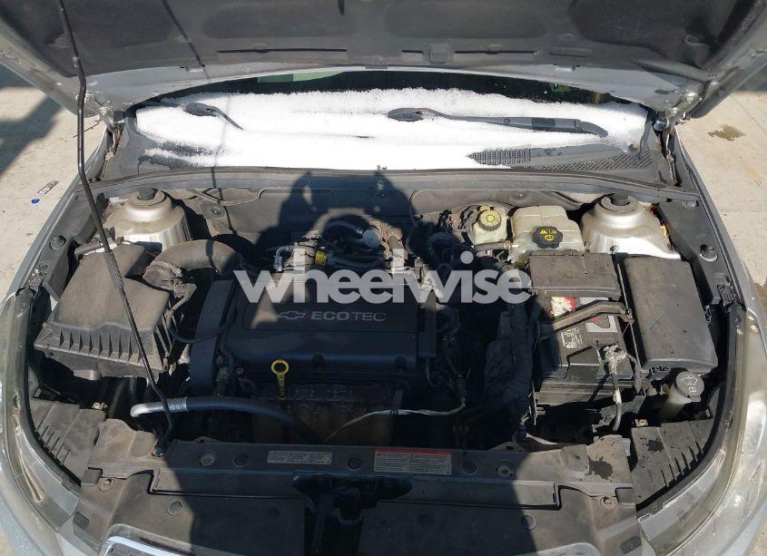 Photo 10 of 2012 Chevrolet Cruze LS (VIN 1G1PC5SHXC7128420)
