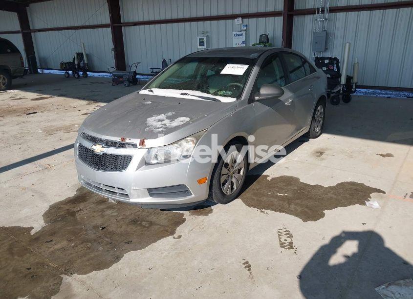 Photo 2 of 2012 Chevrolet Cruze LS (VIN 1G1PC5SHXC7128420)