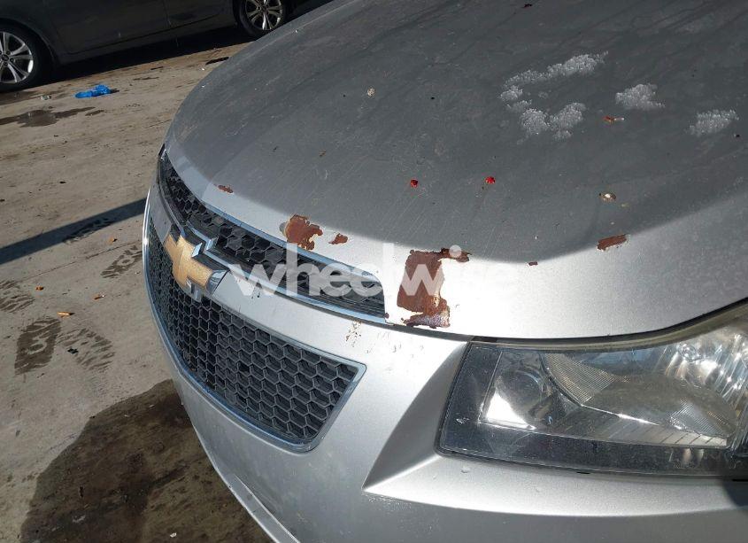 Photo 6 of 2012 Chevrolet Cruze LS (VIN 1G1PC5SHXC7128420)