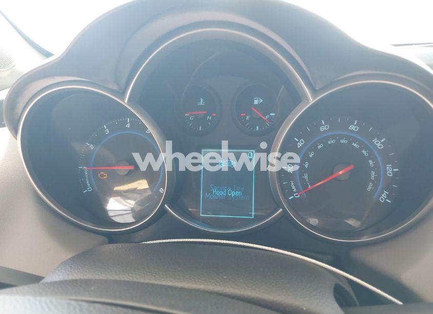 Photo 7 of 2012 Chevrolet Cruze LS (VIN 1G1PC5SHXC7128420)