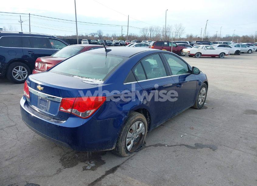 Photo 4 of 2012 Chevrolet Cruze LS (VIN 1G1PC5SHXC7150370)