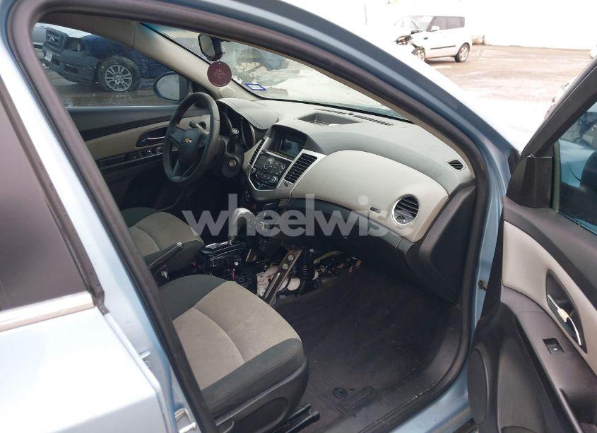 Photo 5 of 2012 Chevrolet Cruze LS (VIN 1G1PC5SHXC7205996)