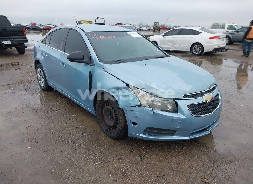Photo 6 of 2012 Chevrolet Cruze LS (VIN 1G1PC5SHXC7205996)
