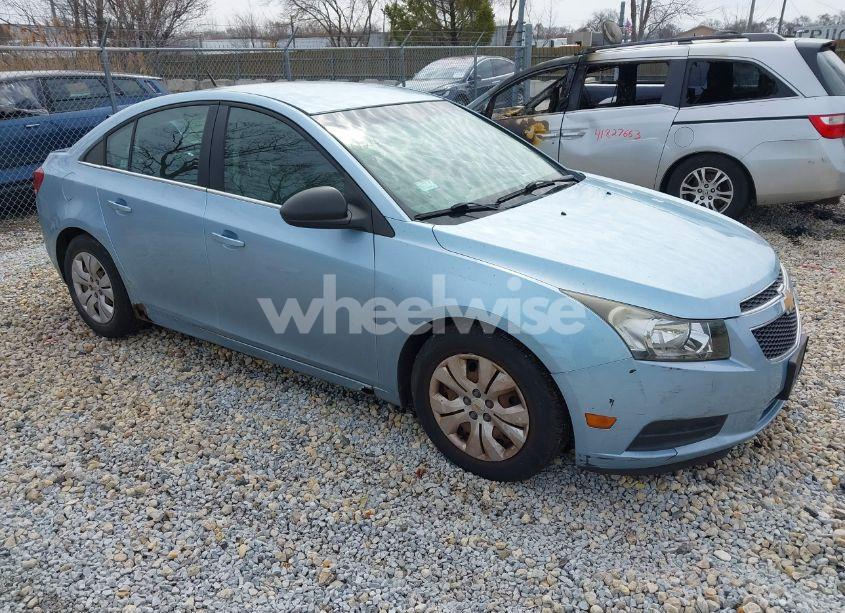 2012 Chevrolet Cruze LS (VIN 1G1PC5SHXC7239503) main photo