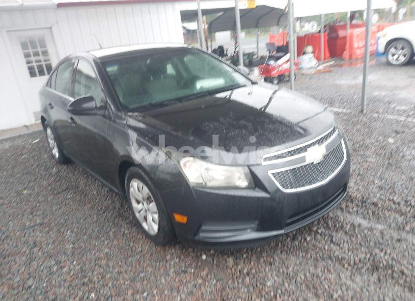 2012 Chevrolet Cruze LS (VIN 1G1PC5SHXC7247388) main photo