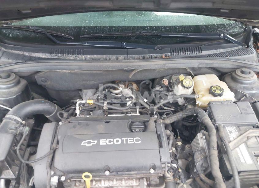 Photo 10 of 2012 Chevrolet Cruze LS (VIN 1G1PC5SHXC7247388)