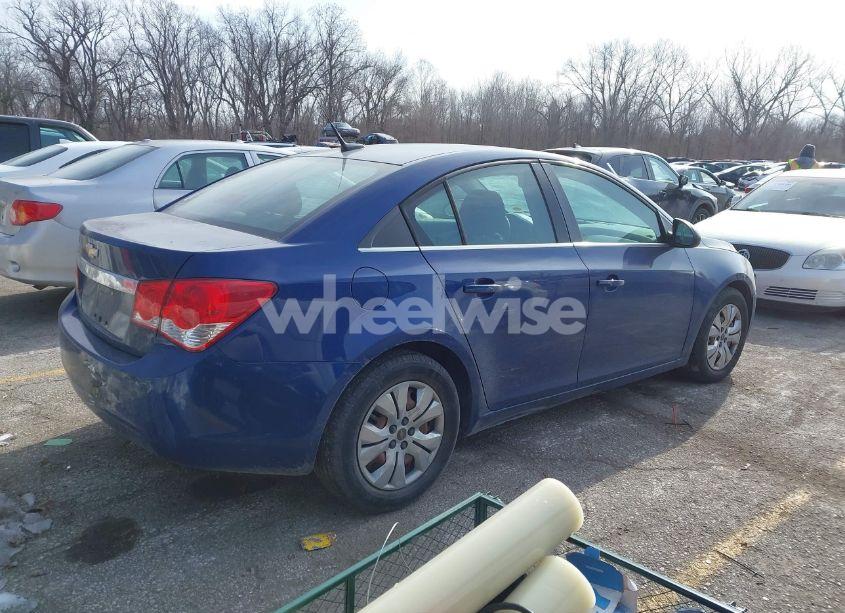 Photo 4 of 2012 Chevrolet Cruze LS (VIN 1G1PC5SHXC7331503)
