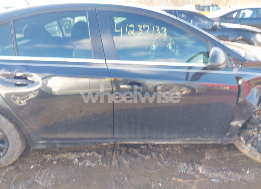 Photo 13 of 2012 Chevrolet Cruze LS (VIN 1G1PC5SHXC7356644)