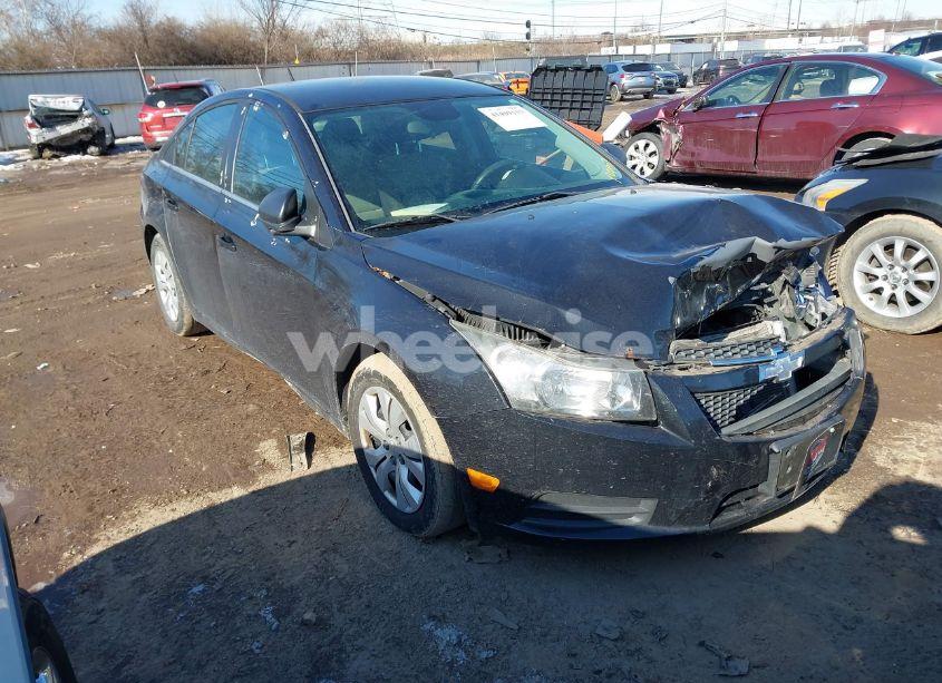 2012 Chevrolet Cruze LS (VIN 1G1PC5SHXC7380751) main photo