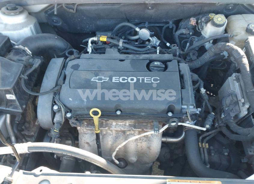 Photo 10 of 2012 Chevrolet Cruze LS (VIN 1G1PC5SHXC7385643)