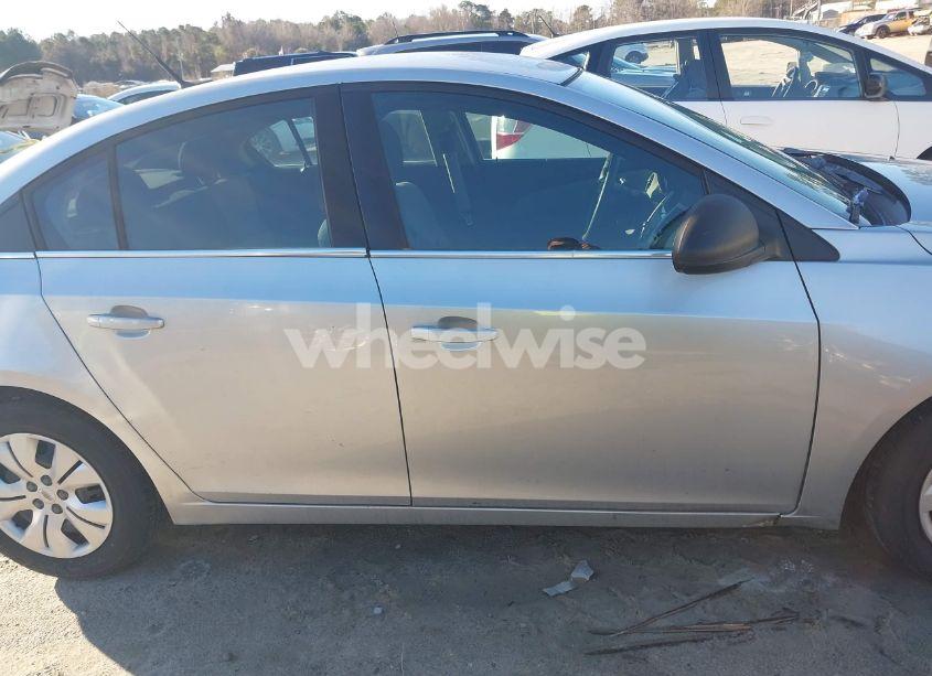 Photo 13 of 2012 Chevrolet Cruze LS (VIN 1G1PC5SHXC7385643)