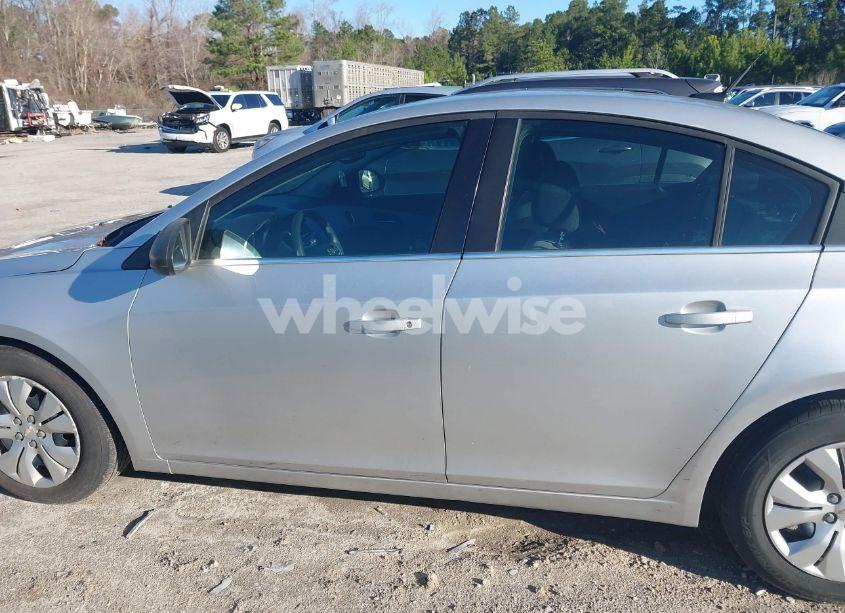 Photo 14 of 2012 Chevrolet Cruze LS (VIN 1G1PC5SHXC7385643)