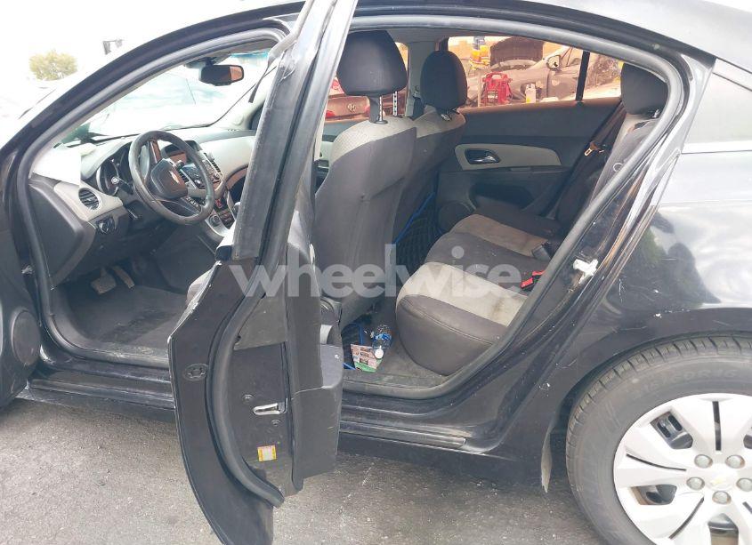 Photo 8 of 2012 Chevrolet Cruze LS (VIN 1G1PC5SHXC7403123)