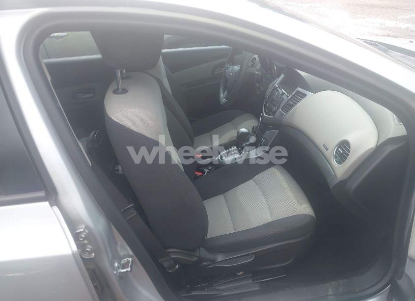 Photo 5 of 2016 Chevrolet Cruze LIMITED LS AUTO (VIN 1G1PC5SHXG7124602)