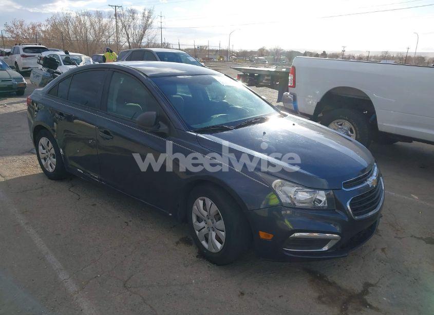2016 Chevrolet Cruze LIMITED LS AUTO (VIN 1G1PC5SHXG7136085) main photo