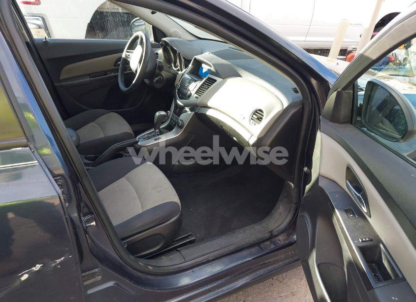 Photo 5 of 2016 Chevrolet Cruze LIMITED LS AUTO (VIN 1G1PC5SHXG7136085)