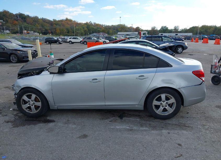 Photo 15 of 2016 Chevrolet Cruze LIMITED LS AUTO (VIN 1G1PC5SHXG7190700)