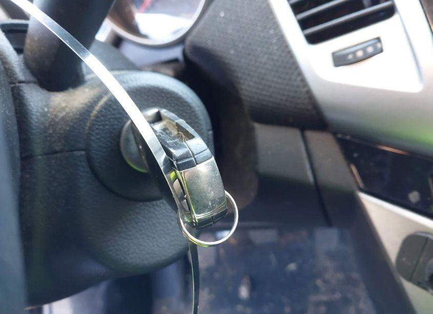 Photo 11 of 2013 Chevrolet Cruze 1LT MANUAL (VIN 1G1PD5SB1D7328161)