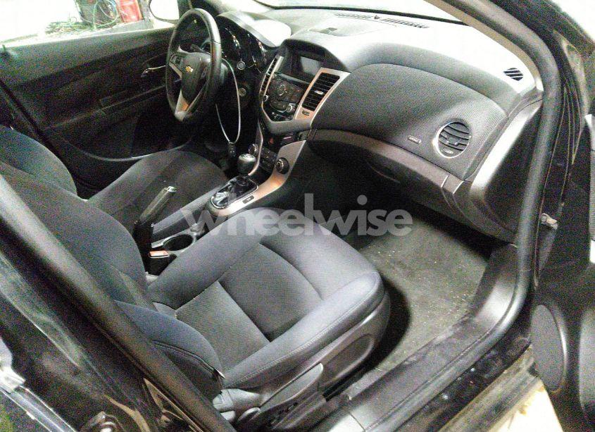 Photo 5 of 2014 Chevrolet Cruze 1LT MANUAL (VIN 1G1PD5SB2E7445989)