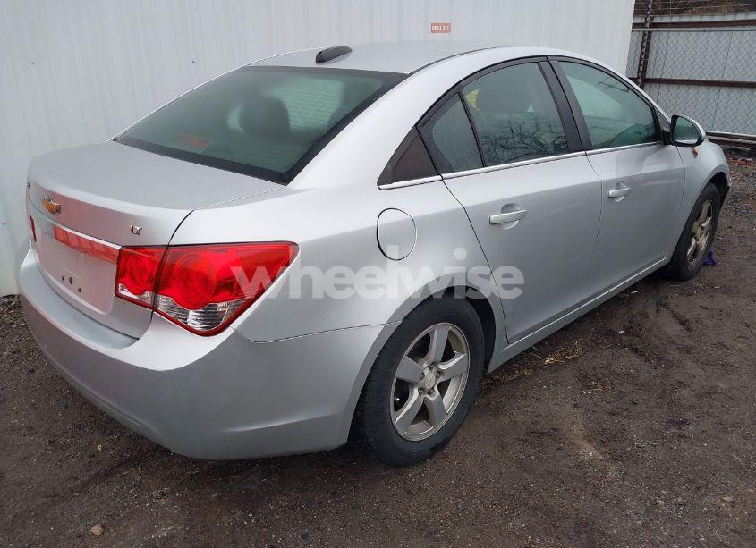 Photo 4 of 2015 Chevrolet Cruze 1LT MANUAL (VIN 1G1PD5SB2F7272119)
