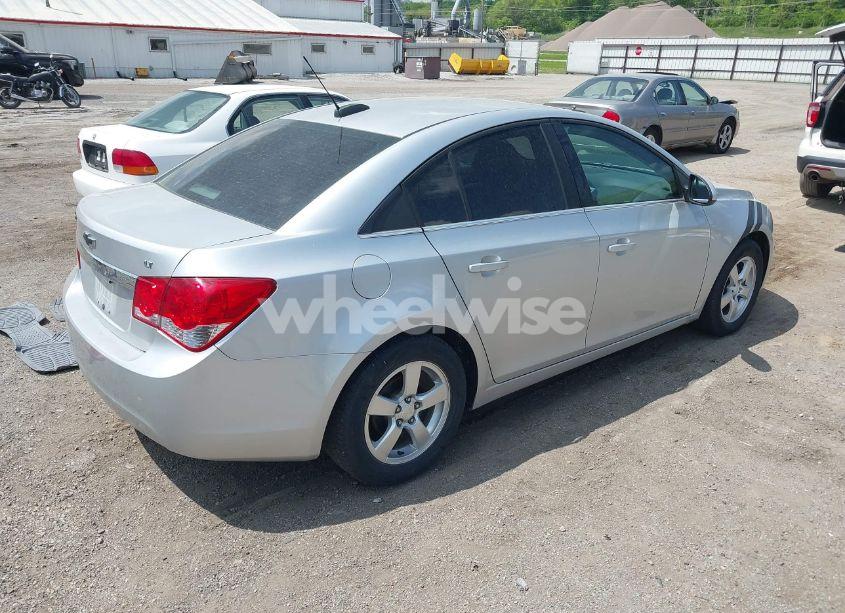 Photo 4 of 2015 Chevrolet Cruze 1LT MANUAL (VIN 1G1PD5SB4F7166030)
