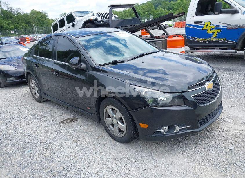 2014 Chevrolet Cruze 1LT (VIN 1G1PD5SB6E7260828) main photo
