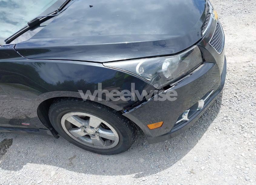 Photo 18 of 2014 Chevrolet Cruze 1LT (VIN 1G1PD5SB6E7260828)