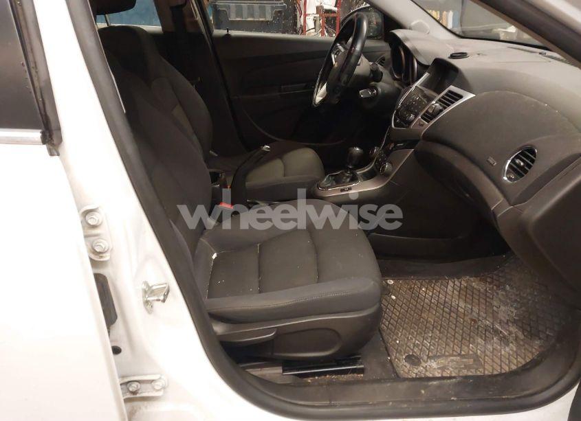 Photo 5 of 2013 Chevrolet Cruze 1LT MANUAL (VIN 1G1PD5SBXD7253086)