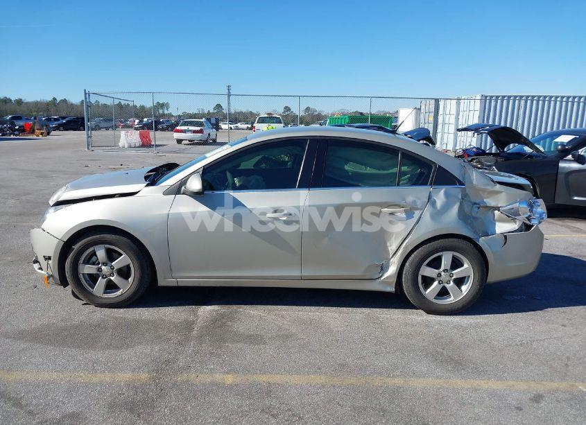 Photo 14 of 2014 Chevrolet Cruze 1LT MANUAL (VIN 1G1PD5SBXE7300571)